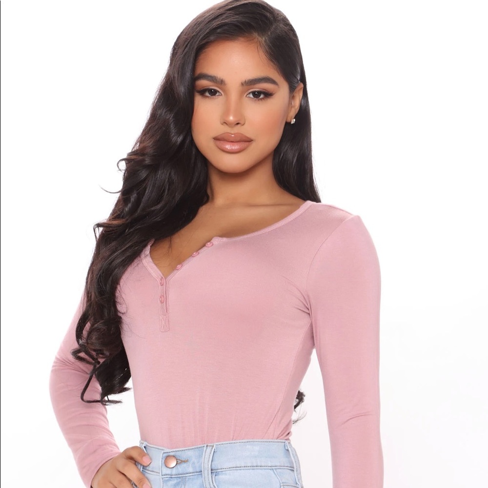 Fashion Nova “Nelida” long sleeve Henley top